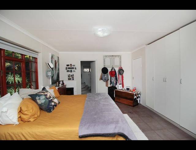 3 BEDROOM HOUSE FOR SALE IN FRAAIUITSIG